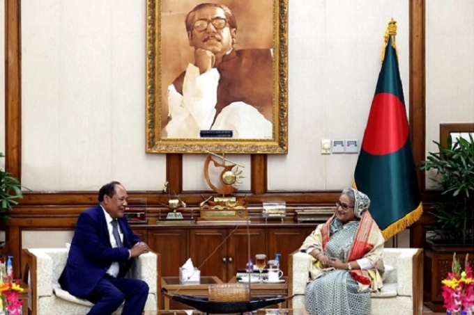 ভারত থেকে আগামী বছর জ্বালানি তেল আমদানি