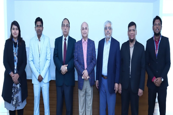 ডিএসই পরিদর্শন করেছে সিএমএসএফ প্রতিনিধি দল