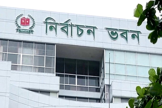 ছেড়ে দেওয়া শূন্য আসনে কর্মকর্তাদের বদলি নয়: ইসি