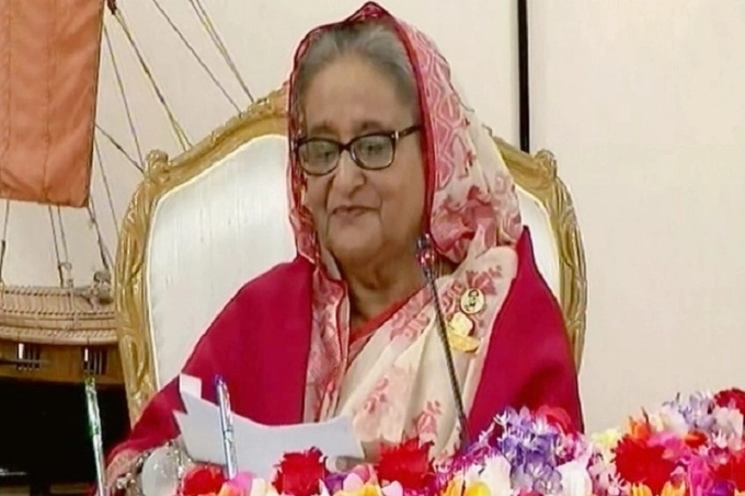 ১০০ মহাসড়ক উদ্বোধন করলেন শেখ হাসিনা