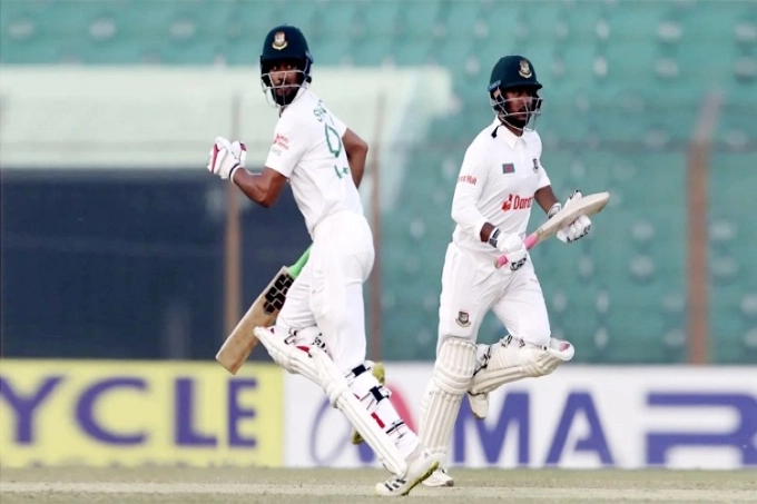 দ্বিতীয় টেস্টে টস জিতে ব্যাটিংয়ে বাংলাদেশ