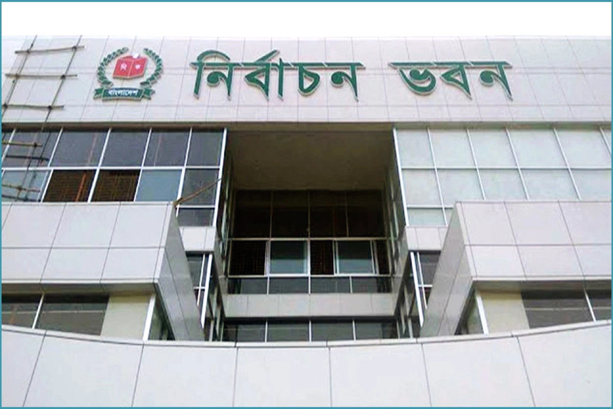 রসিক নির্বাচন: ‘ভোটকক্ষে সাংবাদিকেরা ১০ মিনিটের বেশি থাকতে পারবেন না’