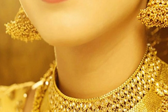 দেশের বাজারে স্বর্ণের দামে নতুন ইতিহাস