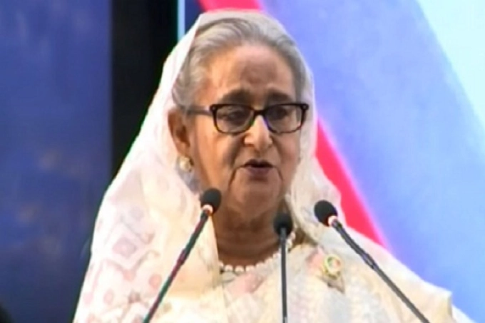 জঙ্গিবাদ-সন্ত্রাসবাদের বিরুদ্ধে সাহসিকতার সঙ্গে দাঁড়াতে হবে: প্রধানমন্ত্রী