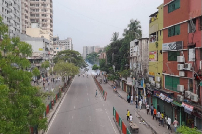 রাজধানীতে সায়েন্স ল্যাবে পুলিশ ও বিএনপির সংঘর্ষ