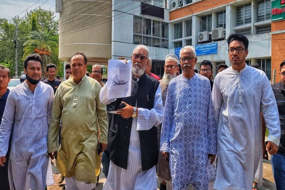 খুলনা সিটি নির্বাচন: আওয়ামী লীগের মেয়রপ্রার্থী প্রতীক পেয়েই নির্বাচনি প্রচারে