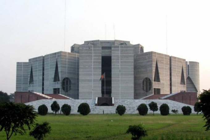 ১০টি সংসদীয় আসনের সীমানায় পরিবর্তন আনল ইসি