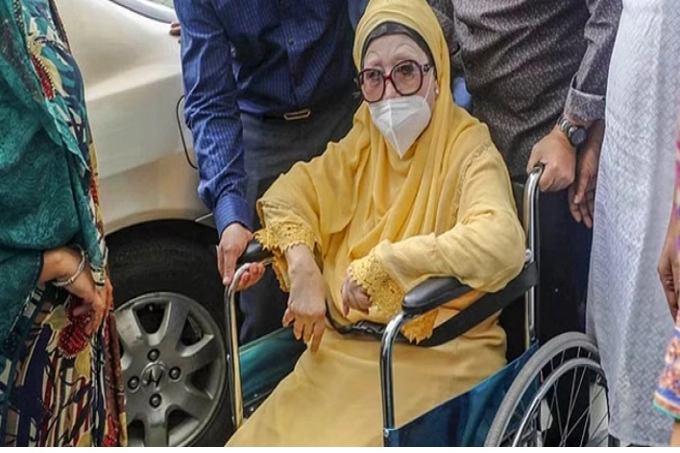 চারদিন পর বাসায় ফিরলেন খালেদা জিয়া