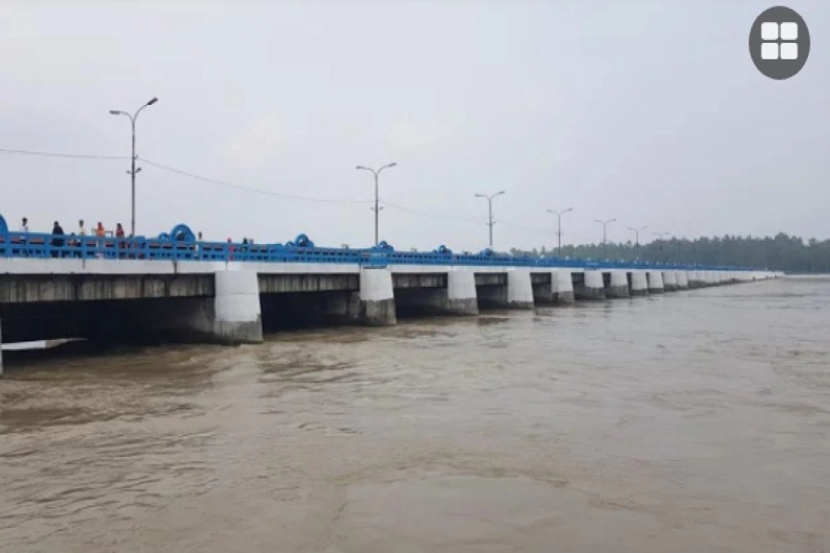বিপৎসীমা ছুঁইছুঁই করছে তিস্তা নদীর পানি