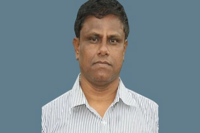 অঢেল সম্পদের মালিক উচ্চমান সহকারী