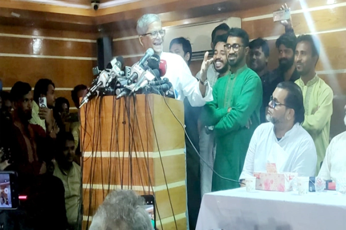 আওয়ামী লীগ নিজেদের দেশের মালিক মনে করে: ফখরুল