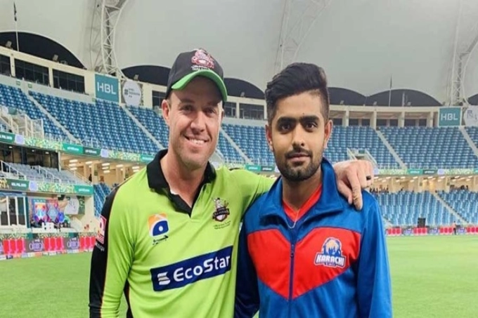 ভারত-পাকিস্তান ম্যাচে যে ক্রিকেটারকে প্রশংসায় ভাসালেন ডি ভিলিয়ার্স