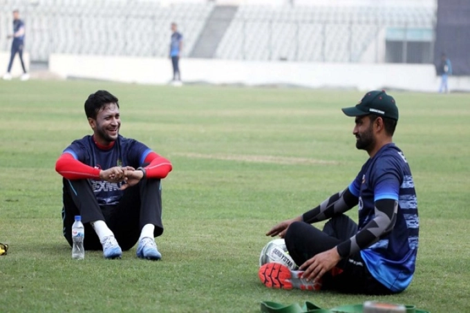 যে কারণে দলে নেই তামিম, জানালেন নান্নু