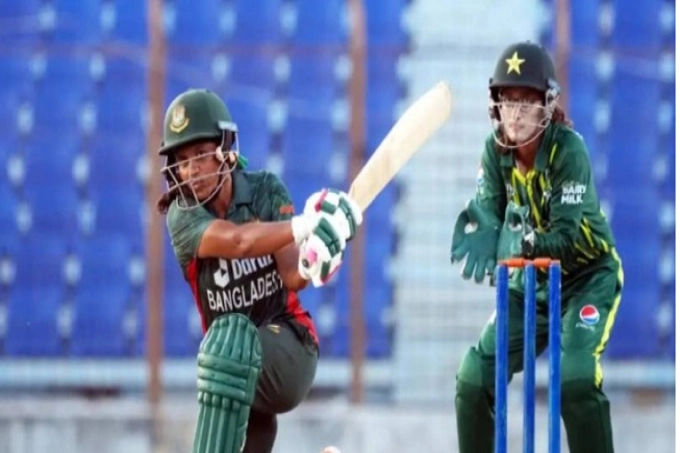বাংলাদেশকে ৫ উইকেটে হারাল পাকিস্তান