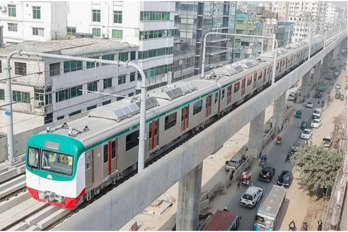শিক্ষার্থী-পেশাজীবীদের জন্য চালু হচ্ছে বিশেষ মেট্রো ট্রেন