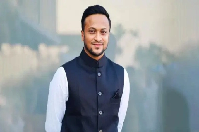 আচরণ বিধি ভঙ্গ: সাকিব আল হাসানকে ইসির শোকজ