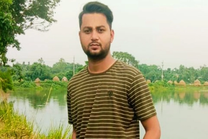 ধর্মীয় গোড়ামীর একাল সেকাল বইয়ের লেখক ব্লগার এমদাদুল মিয়ার বিরুদ্ধে তথ্য প্রযুক্তি আইনে মামলা