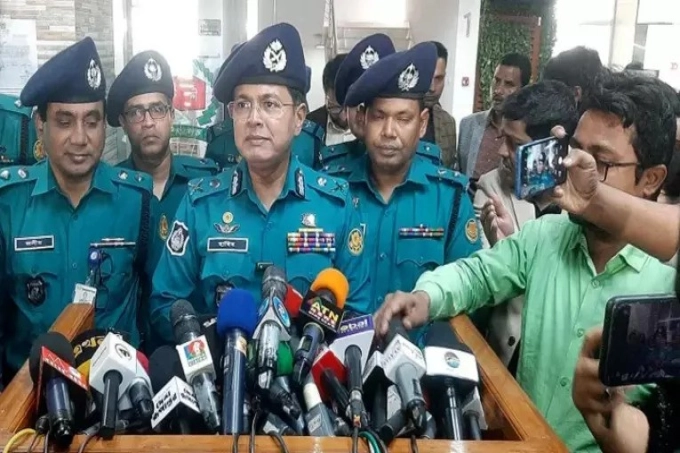 ‘ঢাকার অর্ধেক ভোটকেন্দ্র ঝুঁকিপূর্ণ’