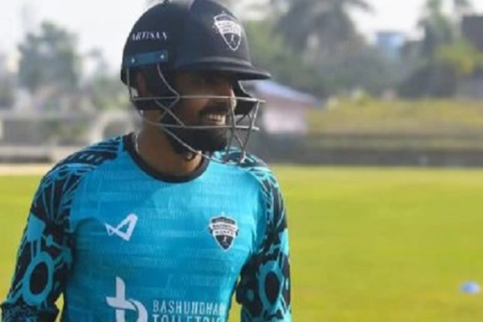 বিপিএলে উইকেটের মান বাড়াতে হবে: বাবর