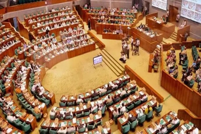 বিনা প্রতিদ্বন্দ্বিতায় এমপি হলেন যে ৫০ নারী