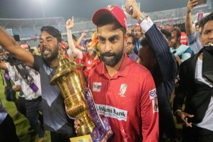 বিপিএলে কে কত টাকা পুরস্কার পেলেন