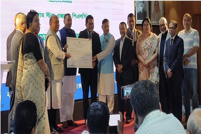 নতুন মাইলফলক স্পর্শ করতে যাচ্ছে দেশের শেয়ারবাজার
