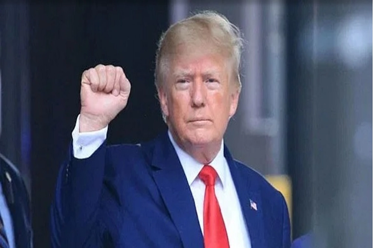 শেয়ারবাজারে প্রথম দিনেই ডোনাল্ড ট্রাম্পের কোম্পানির বাজিমাত