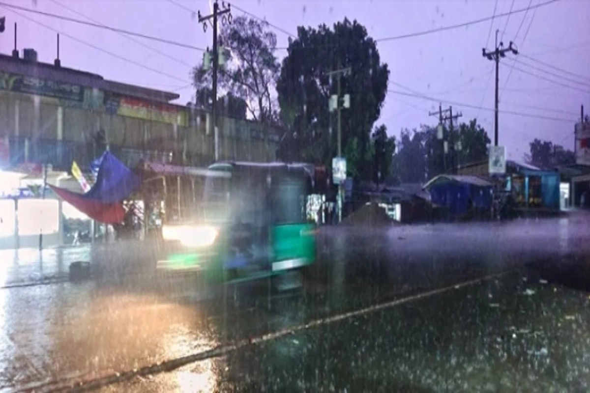 রংপুরে স্বস্তির বৃষ্টি