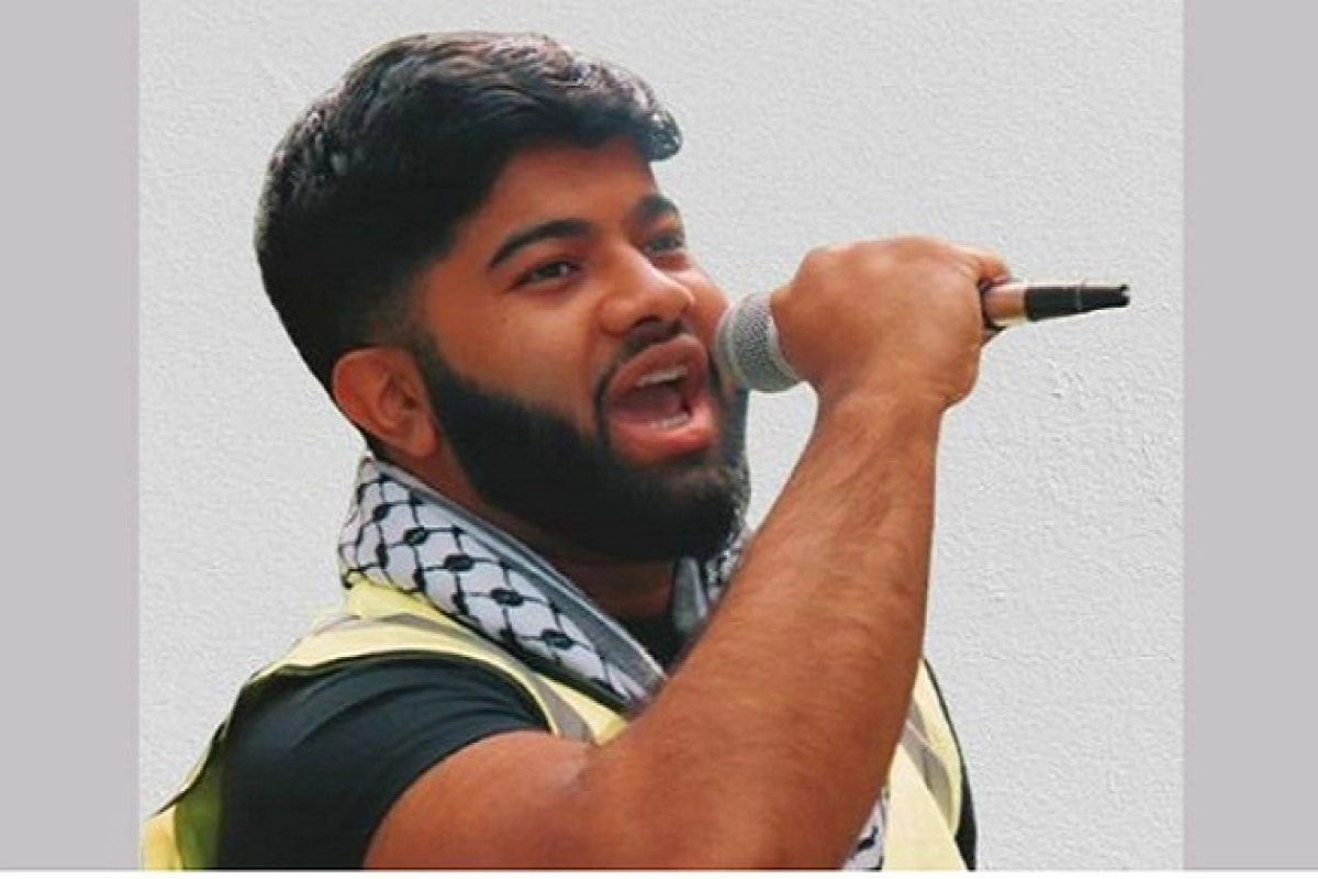 যুক্তরাজ্যের কাউন্সিলর ১৯ বছর বয়সী বাংলাদেশি